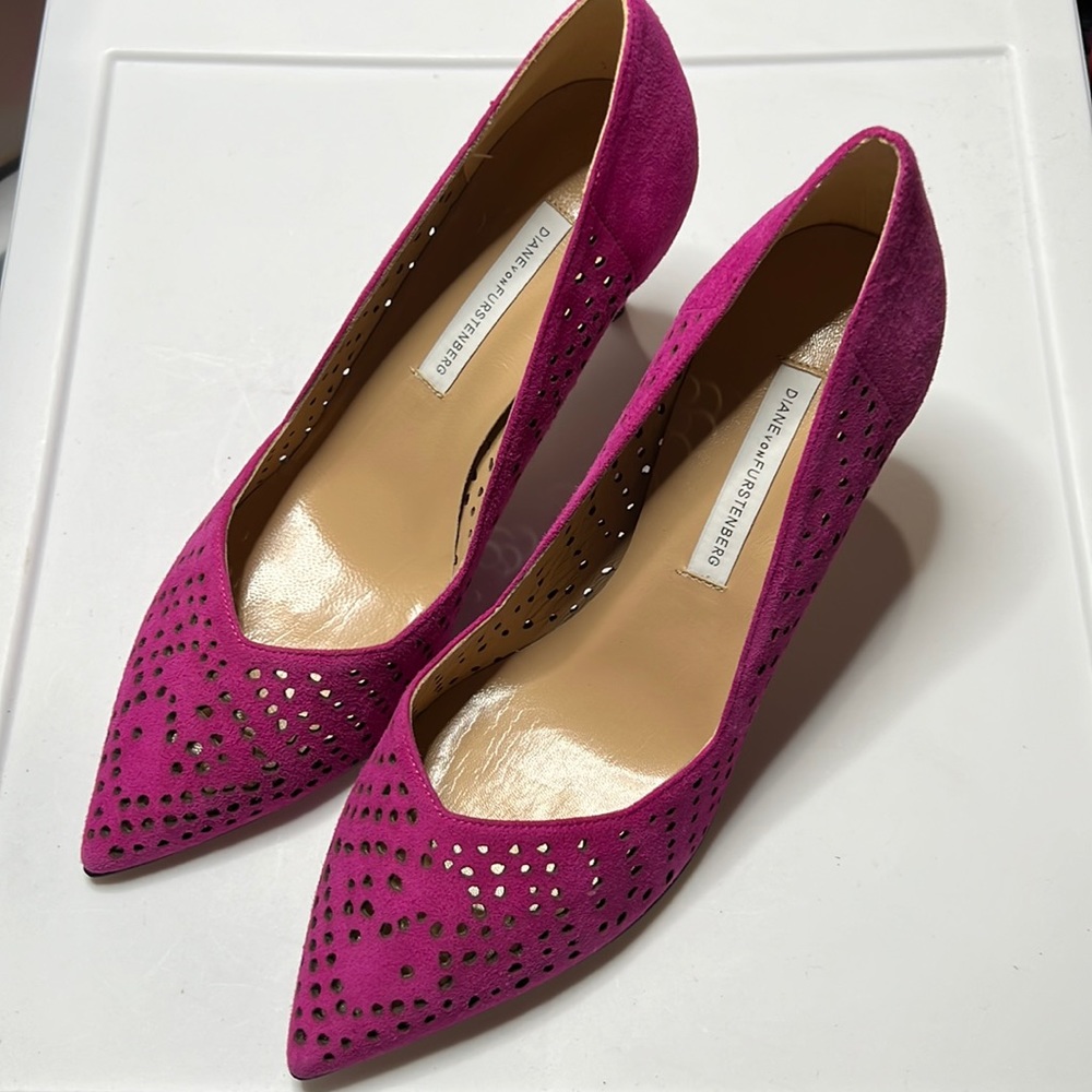 Diane Von Furstenberg Bonnie Pumps Size 8.5